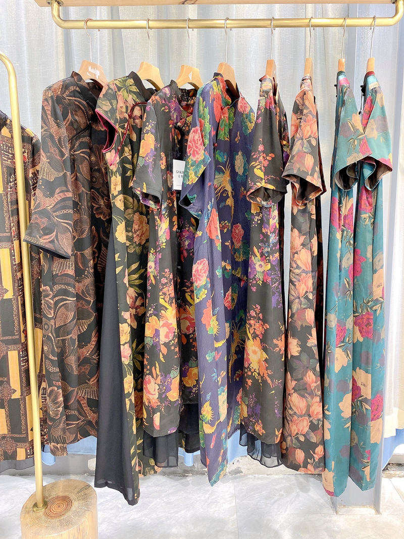 售罄￥298古颀香云纱2022夏