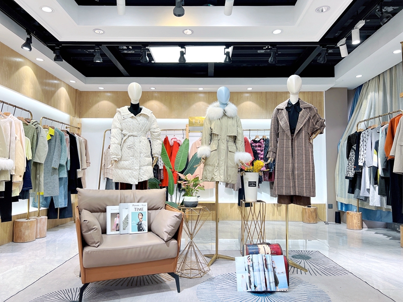 893colour三彩2022冬