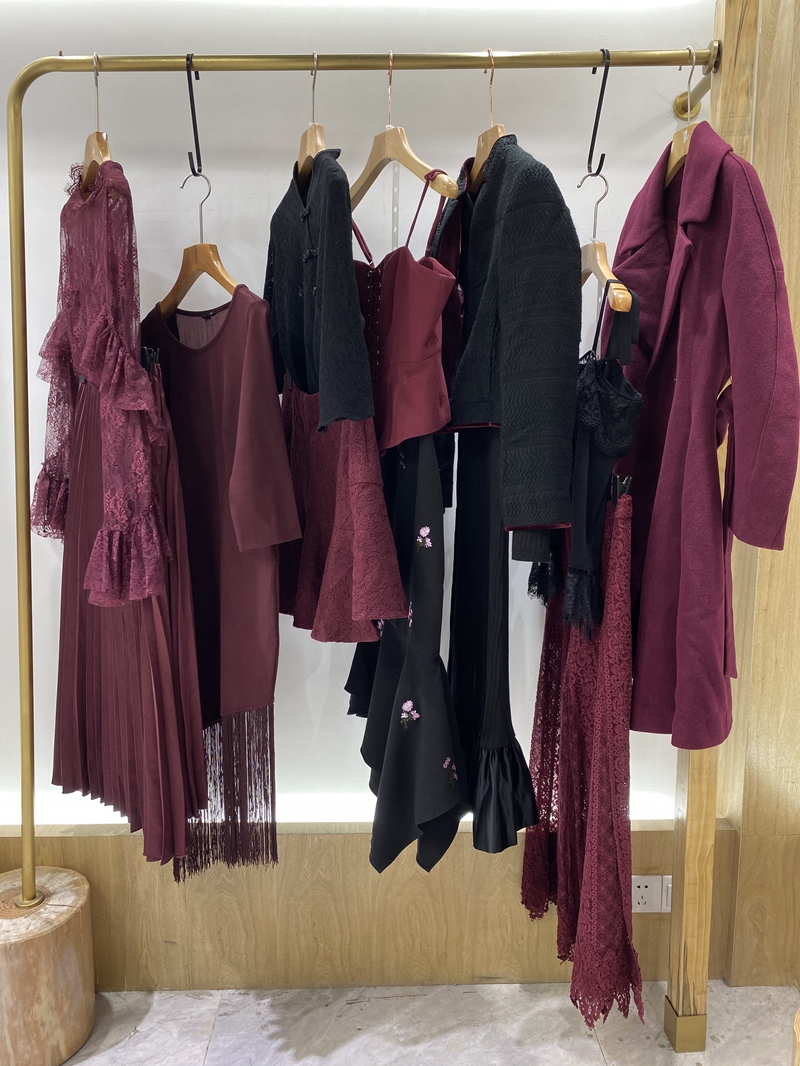 售罄￥75maxrieny玛克茜妮2021夏