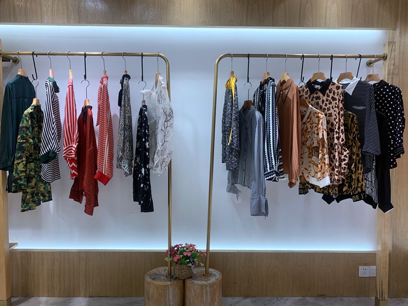 售罄￥69欧宝狮真丝上衣20秋