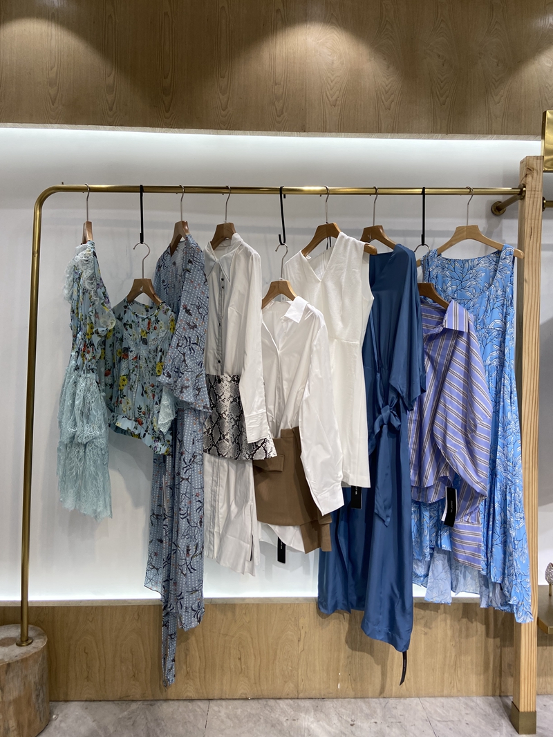 售罄￥138维维乔安娜2021春夏