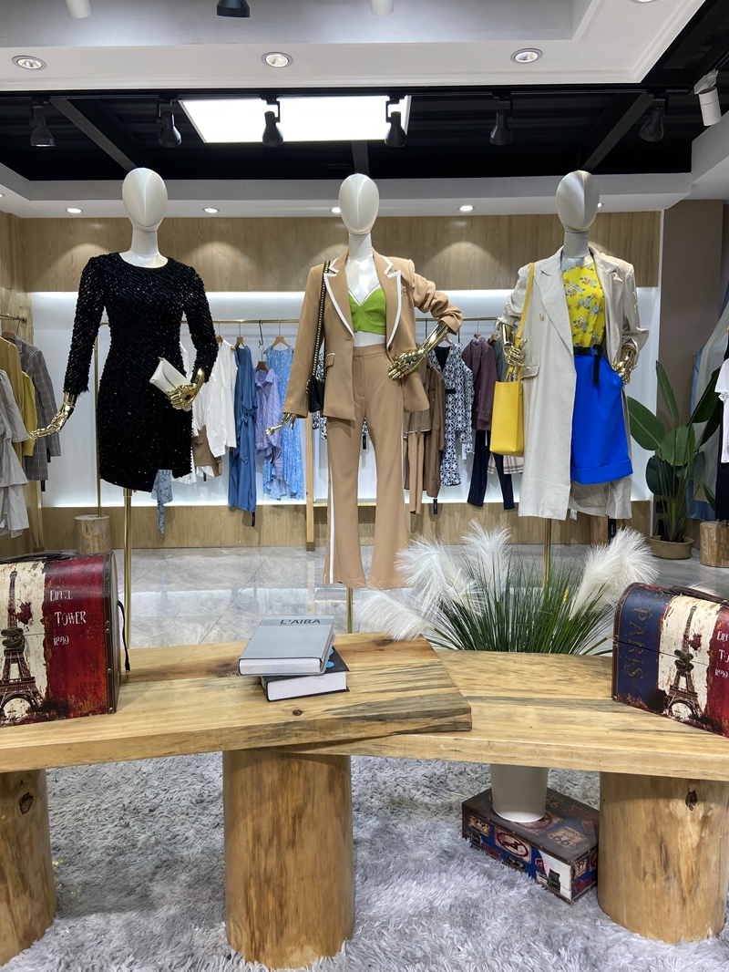 售罄￥138维维乔安娜2021春夏